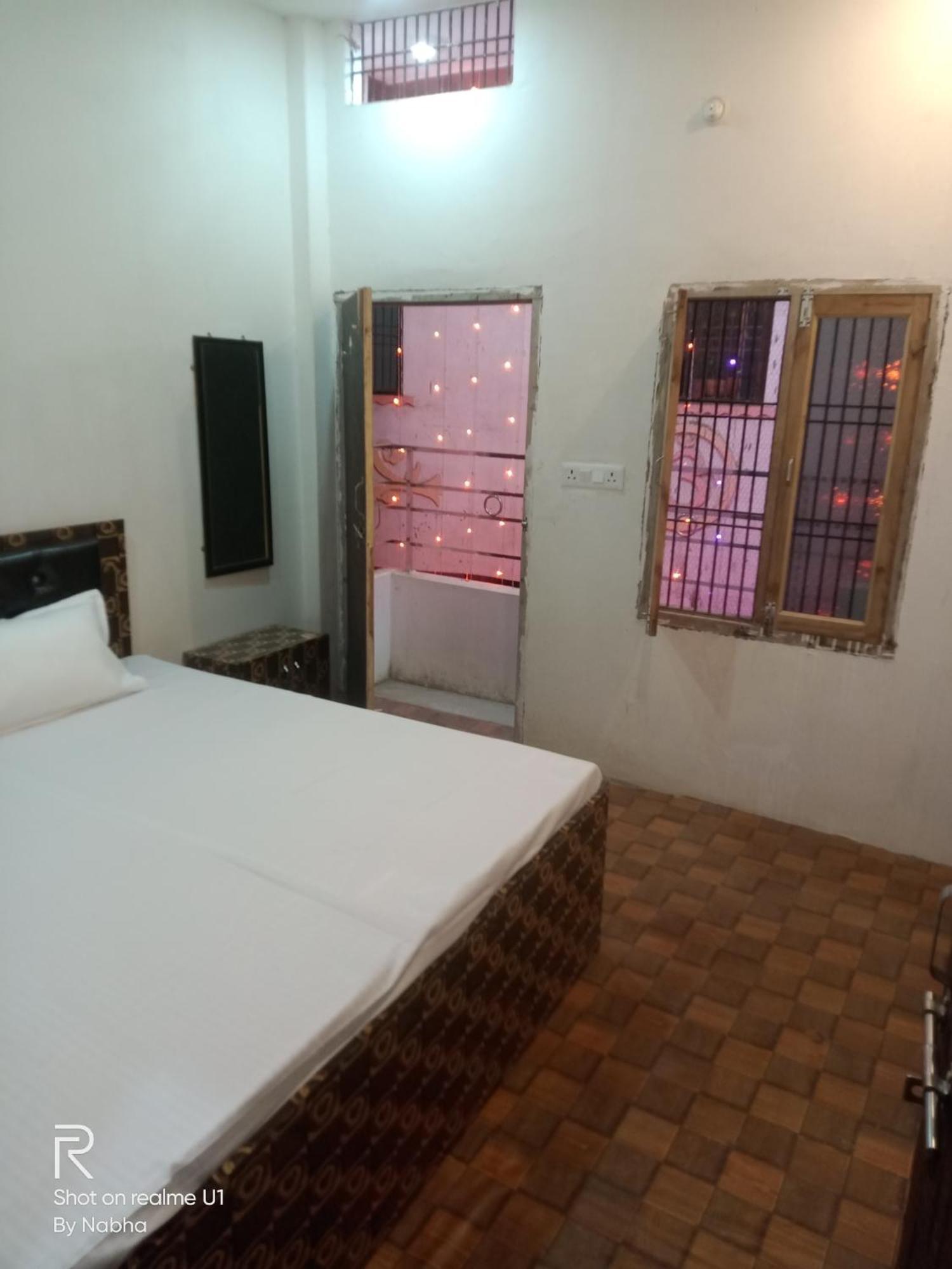 Shivaay Home Stay Bénarès Extérieur photo